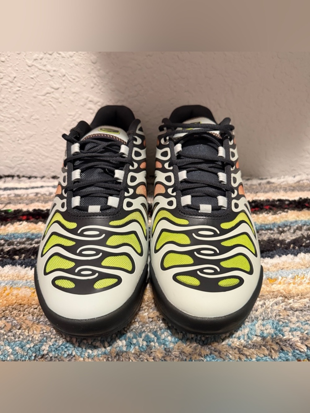 Nike Air Max Plus TN - Neon Green, Orange & Black - Picture 3 of 9
